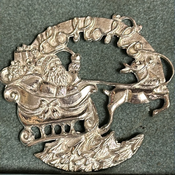 Lenox Christmas Ornament - Picture 2 of 4